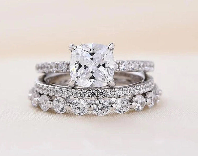 Moissanite Wedding Ring 3Pcs Set | 7mm Cushion-Cut Center Stone with 2mm Matching Band